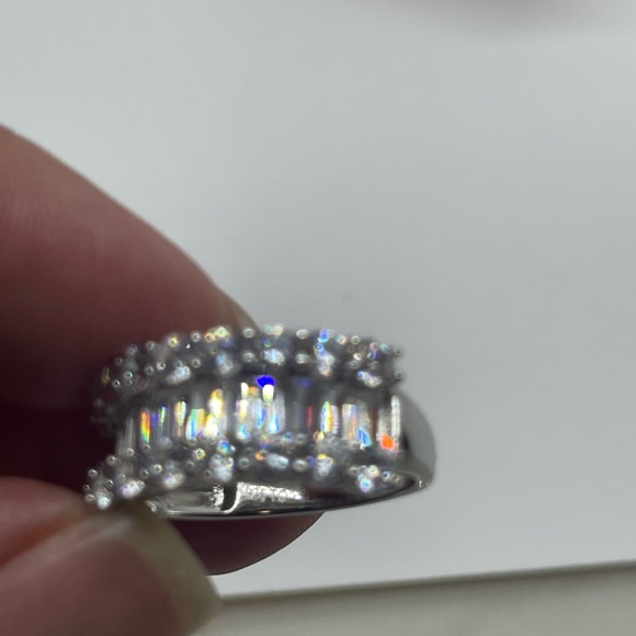 Princess Cut Wedding Ring - Picture 6 of 7